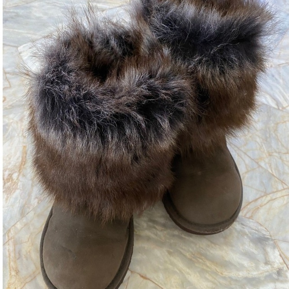 UGG Kids 1008178K Brown Suede Faux Fur Trim Winter Boots Size 2 USA - Picture 13 of 16